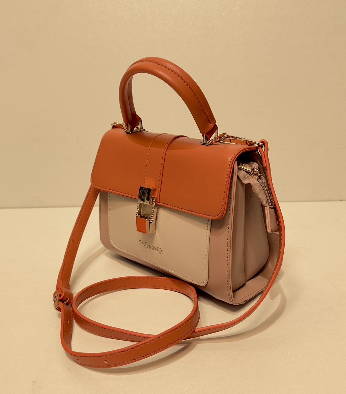 والن بلا دورنگ