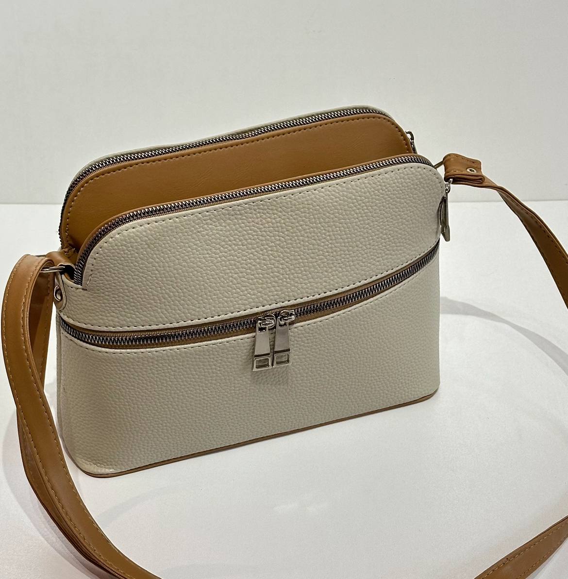 کیف دوشی چرم بلک فرایدی۳