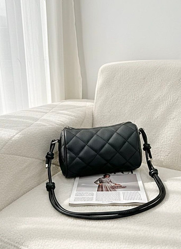 کیف گرد کد ۳۶۷ مشکی